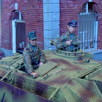 Stug Crew - Image 1