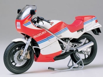 Suzuki RG 250 - Image 1