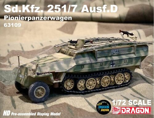 Sd.Kfz. 251/7 Ausf.D Pionierpanzerwagen - Image 1