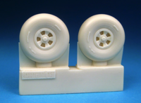 Firefly Barracuda Early Mainwheels - Image 1